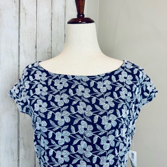 Old Navy | Navy & White Floral Cotton Dress - Picture 4 of 13